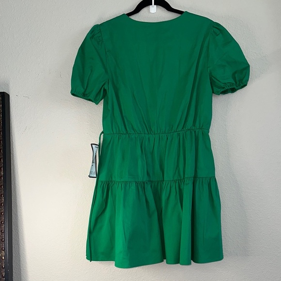 Adrianna Papell Green Wrap Mini Dress with Puff Sleeves - Picture 6 of 6